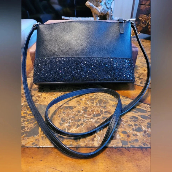 Kate Spade glitter crossbody - Picture 2 of 8